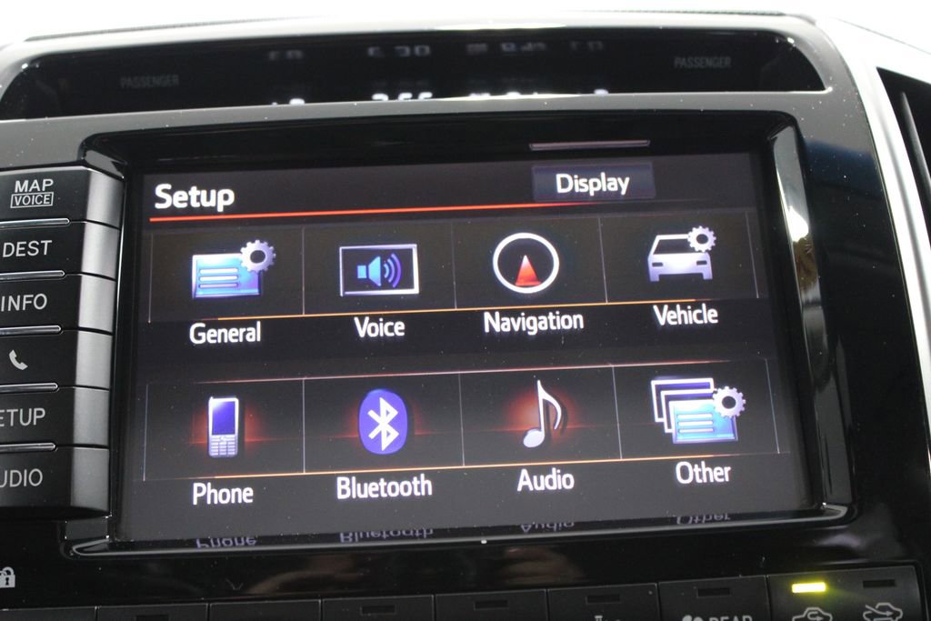 Used 2013 Toyota Land Cruiser AWD/4WD image 49