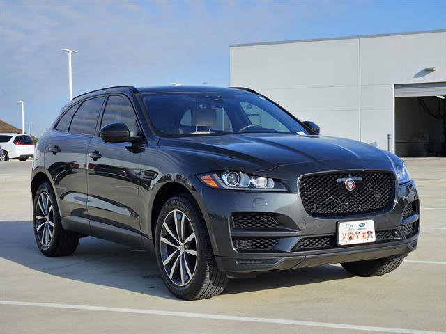 Used 2020 Jaguar F-PACE Prestige image 2