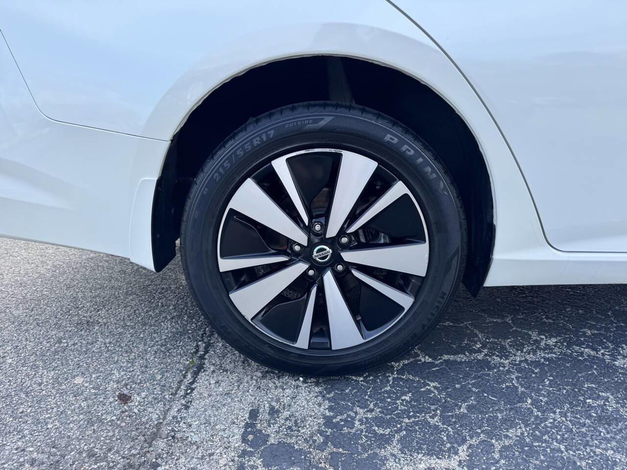 Used 2020 Nissan Altima 2.5 SV image 10