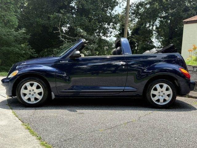 Used 2005 Chrysler PT Cruiser Convertible FWD image 5