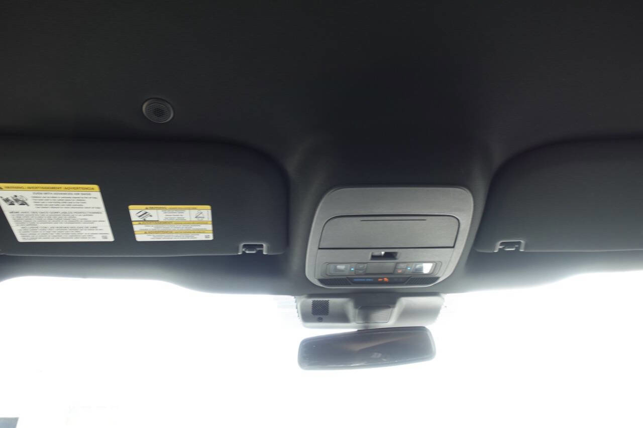 Used 2022 Ford F150 XLT w/ Equipment Group 302A High image 43