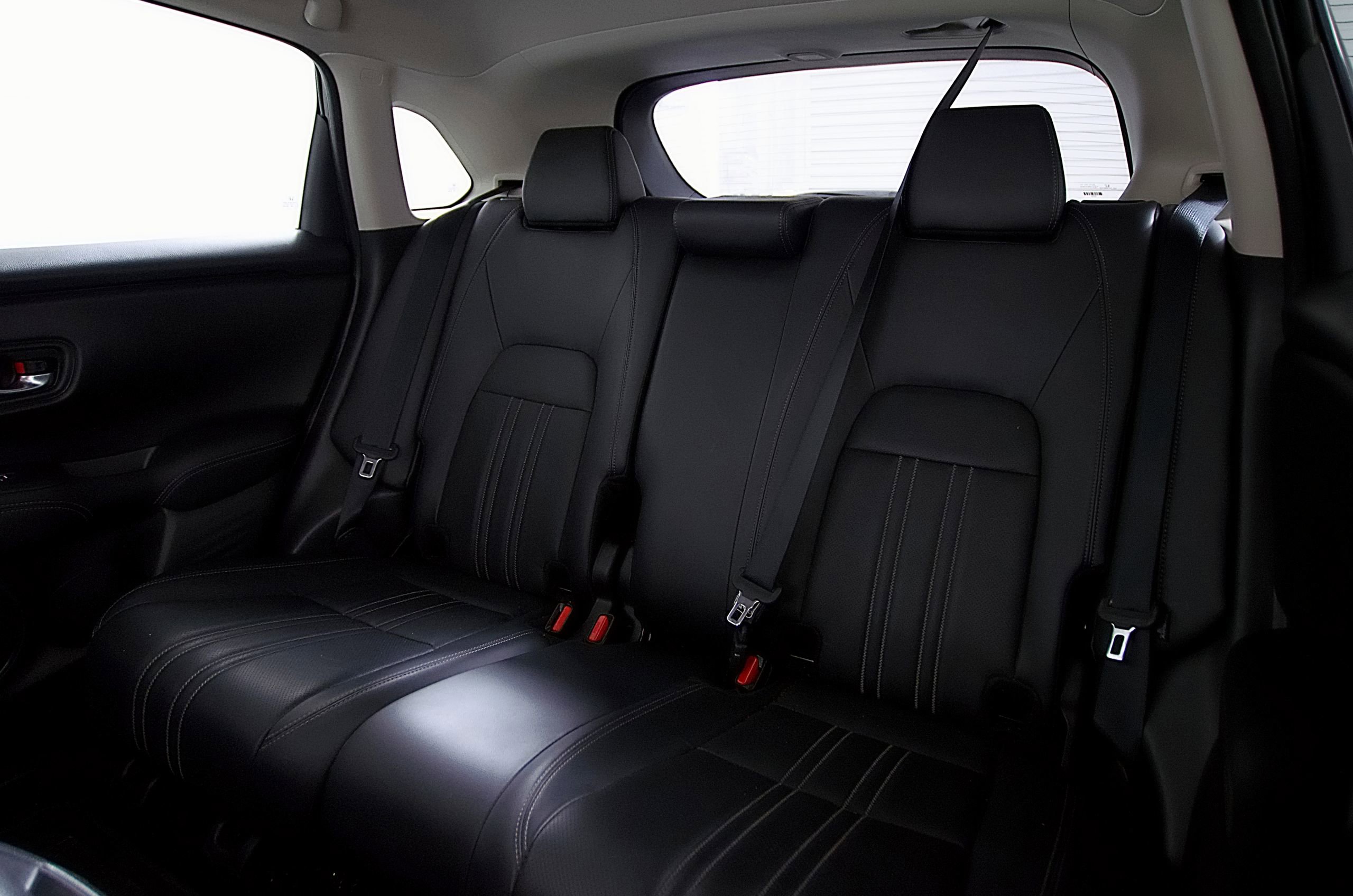 Used 2024 Honda HR-V EX-L image 16