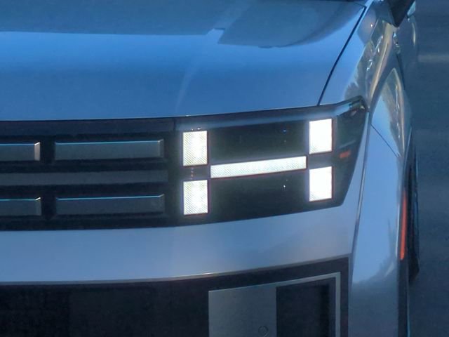 Used 2024 Hyundai Santa Fe SEL FWD image 17