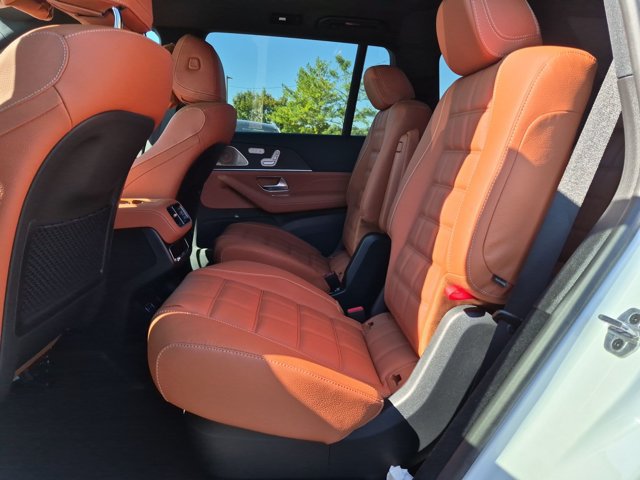 New 2027 Mercedes-Benz GLS 450 4MATIC image 16