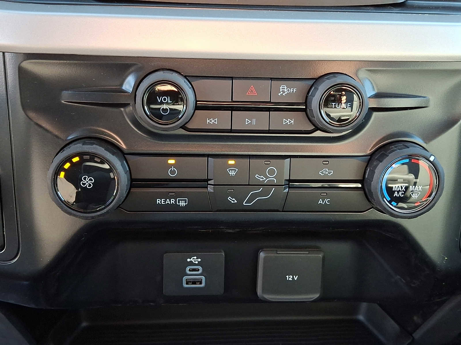 New 2026 Ford F550 4x4 Crew Cab image 12