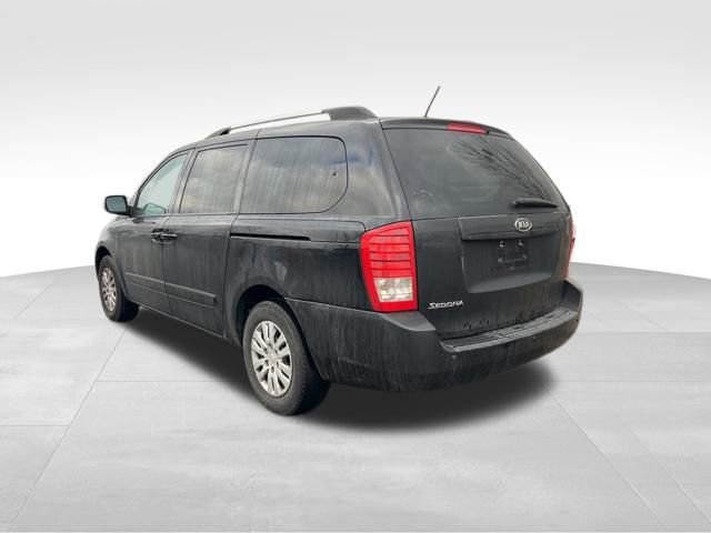 Used 2012 Kia Sedona LX image 5