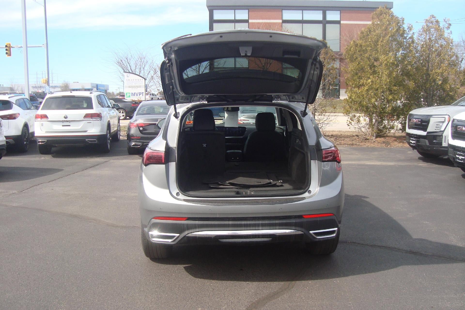 Used 2025 Buick Envision Preferred image 7