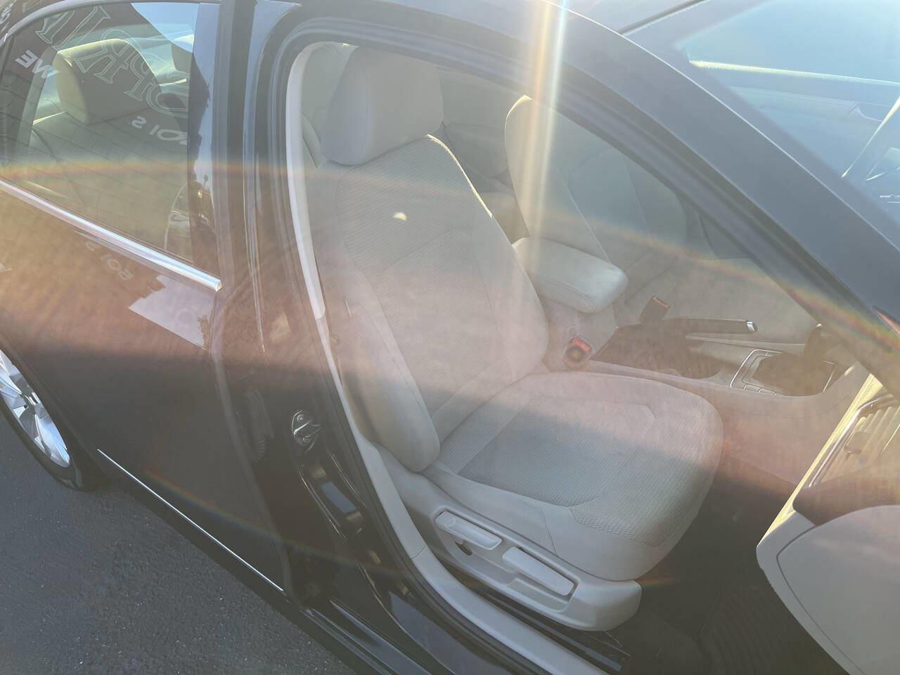 Used 2016 Volkswagen Passat 1.8T S image 12