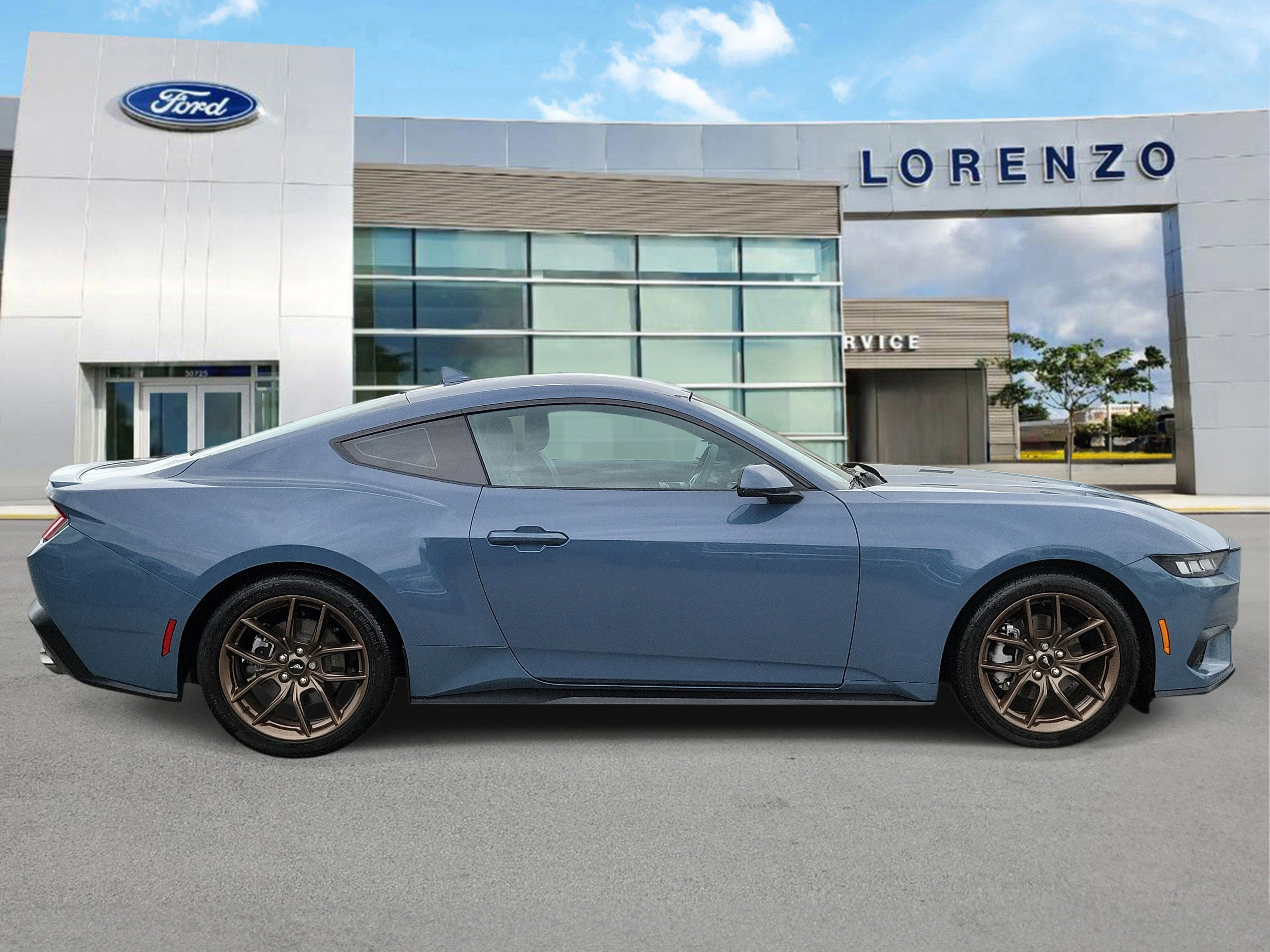 Used 2024 Ford Mustang Premium RWD image 4