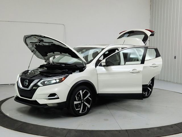 Used 2020 Nissan Rogue Sport SL w/ Premium Package image 11