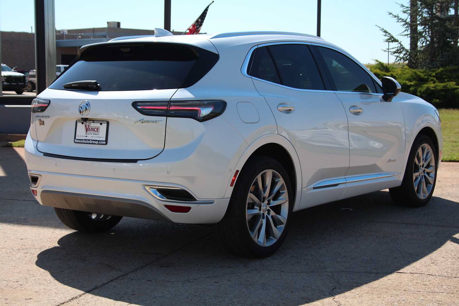 Used 2023 Buick Envision Avenir FWD image 12