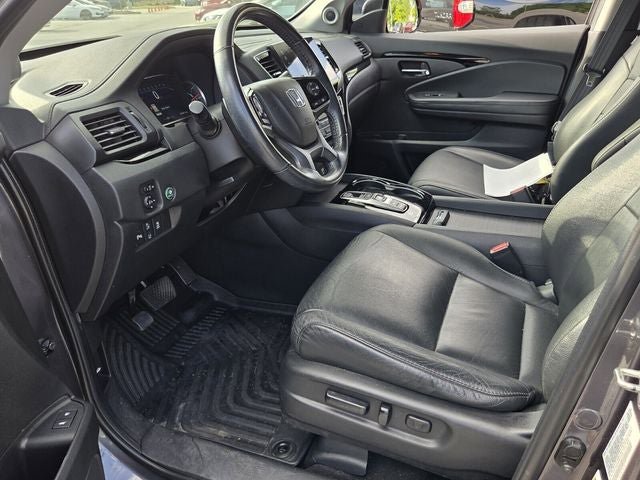 Used 2021 Honda Pilot Touring image 19
