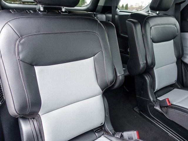 Used 2023 Ford Explorer XLT w/ Equipment Group 202A image 14