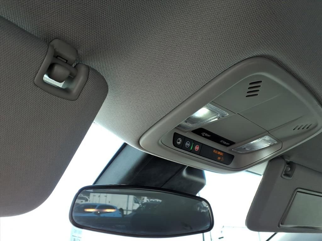 Used 2024 Chevrolet Malibu LT image 27