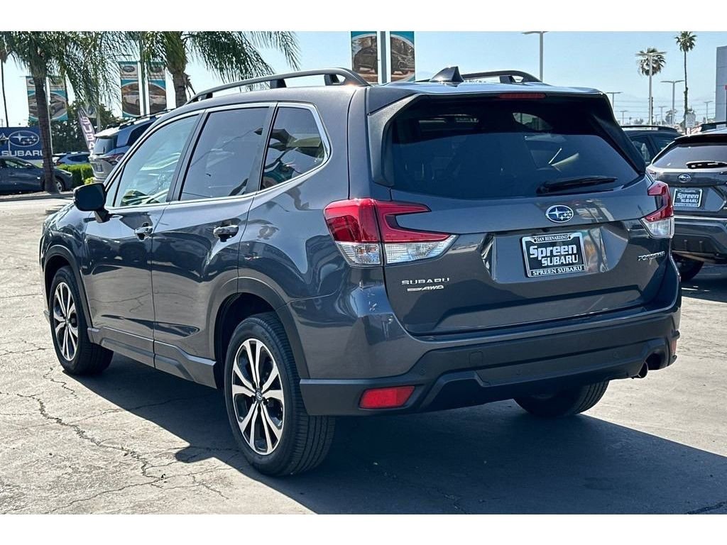 Used 2024 Subaru Forester Limited image 3