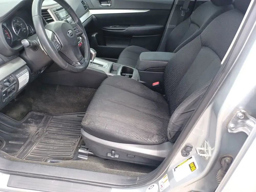 Used 2012 Subaru Legacy 2.5i Premium image 8