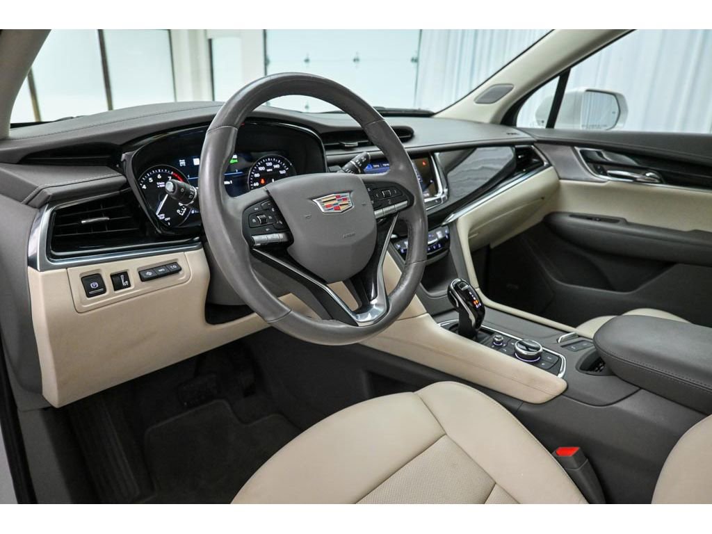 Used 2020 Cadillac XT6 Premium Luxury AWD/4WD image 39