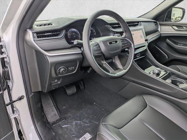 New 2026 Jeep Grand Cherokee Limited AWD/4WD image 3