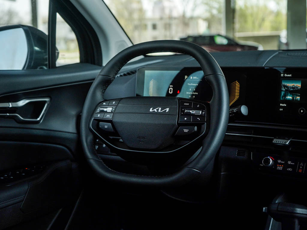 New 2026 Kia Sportage EX AWD/4WD image 16