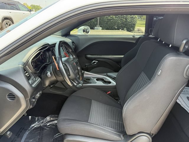 Certified 2019 Dodge Challenger R/T w/ Blacktop Package RWD image 7