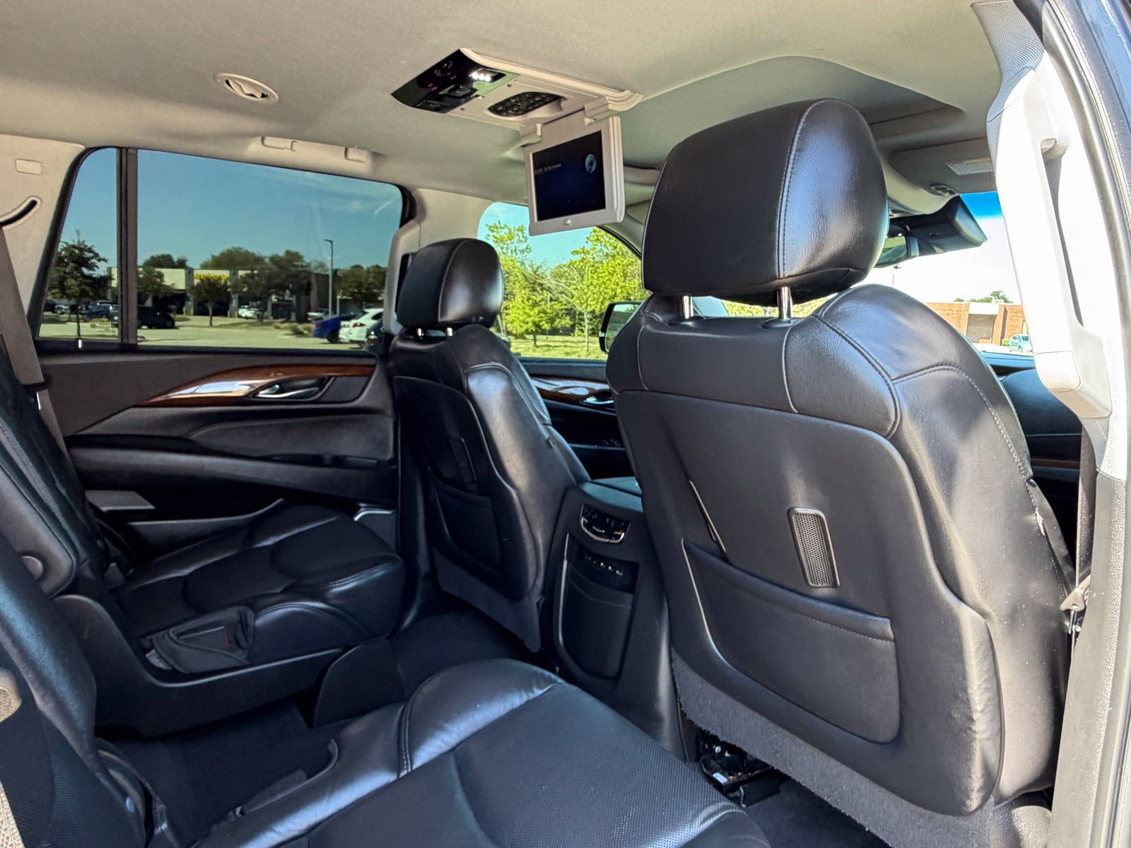 Used 2020 Cadillac Escalade Luxury AWD/4WD image 44