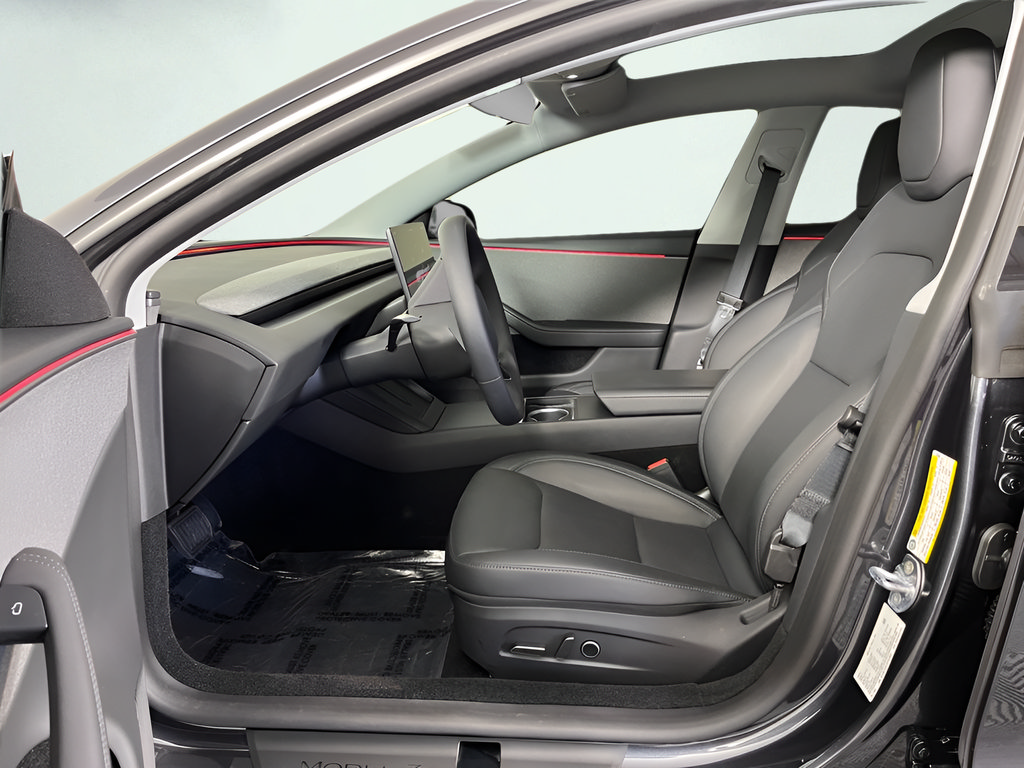 Used 2026 Tesla Model 3 RWD image 10