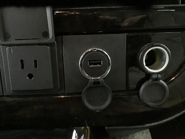 Used 2019 GMC Savana 2500 Extended w/ Enhanced Convenience Package image 29