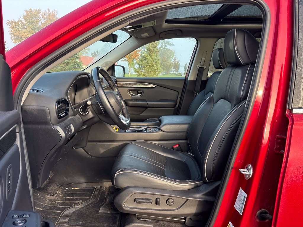 Used 2024 Honda Pilot Elite image 18