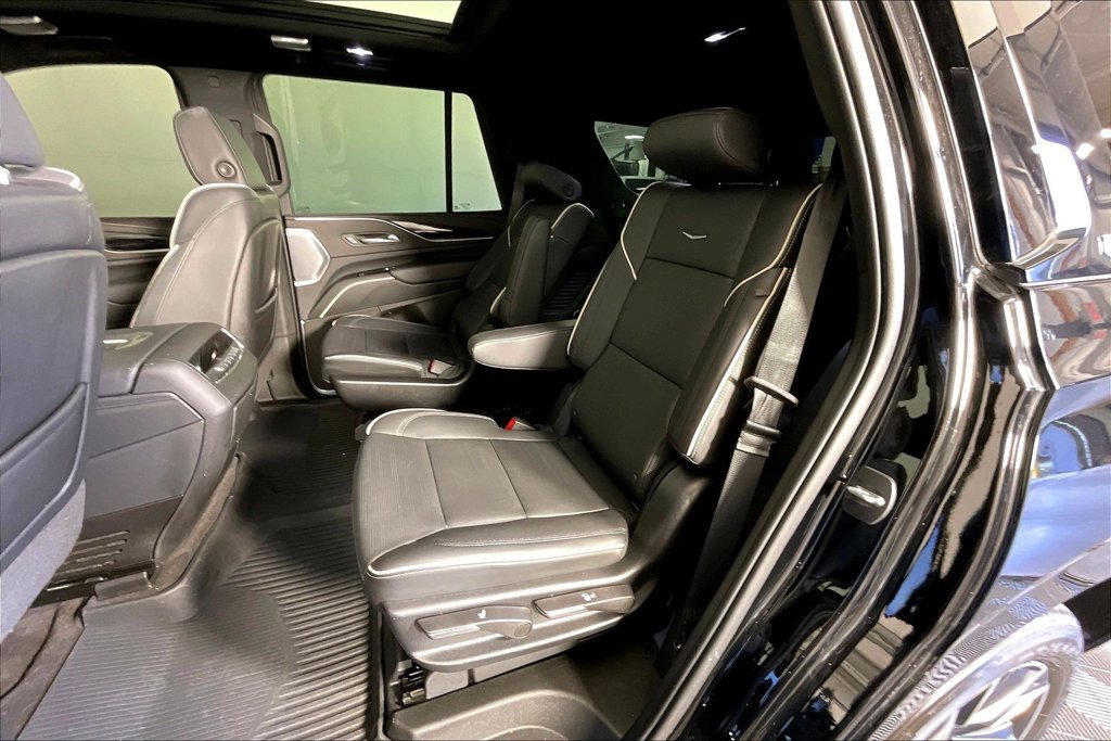 Used 2022 Cadillac Escalade Sport w/ Touring Package AWD/4WD image 34