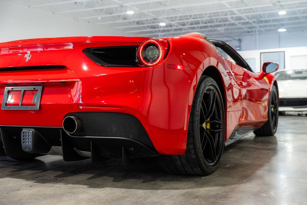 Used 2018 Ferrari 488 Spider RWD image 41