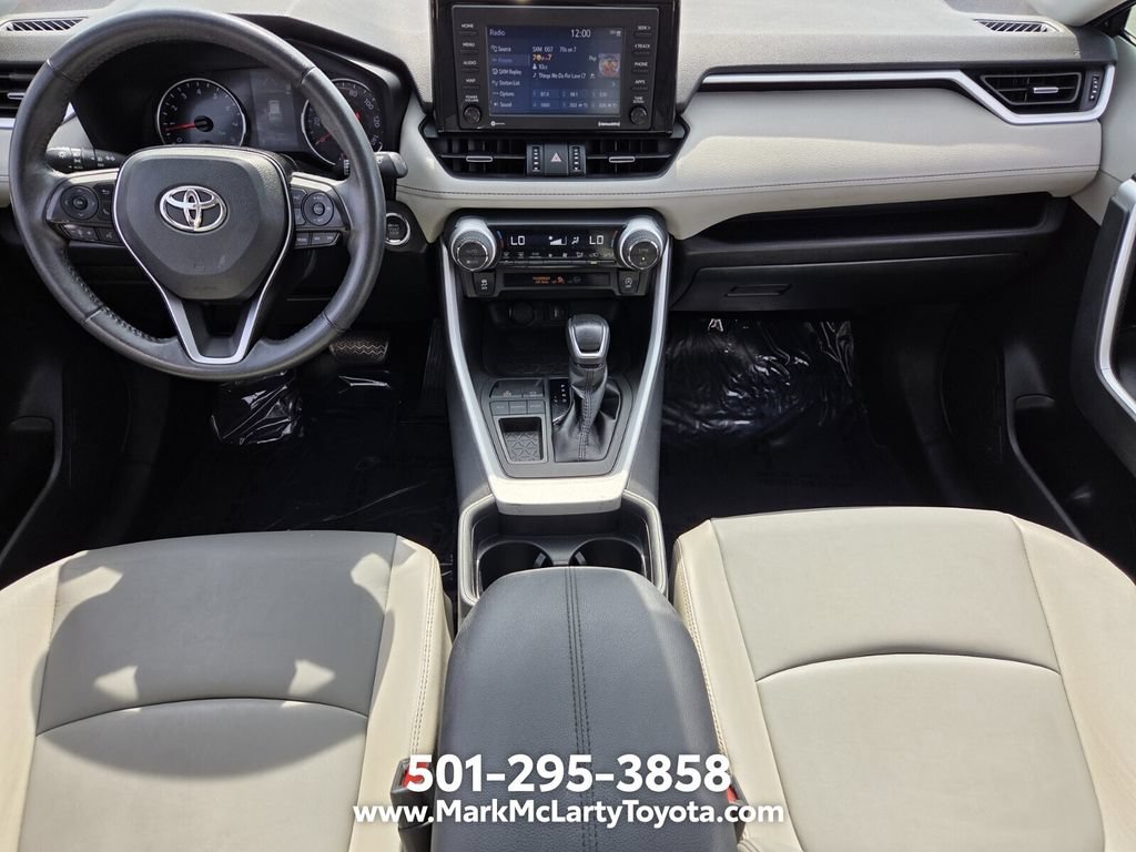 Used 2021 Toyota RAV4 XLE Premium FWD image 12