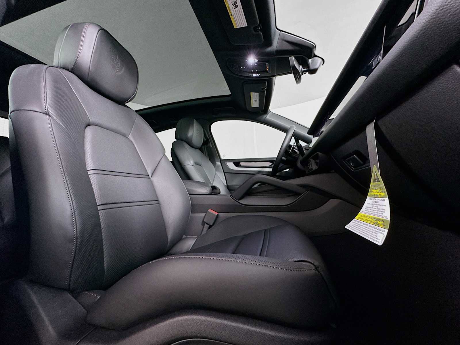 New 2026 Porsche Cayenne S image 29