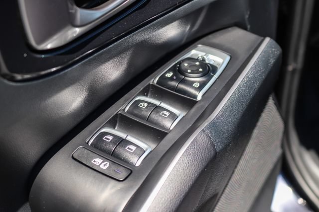 Certified 2025 Kia Sorento LX FWD image 23