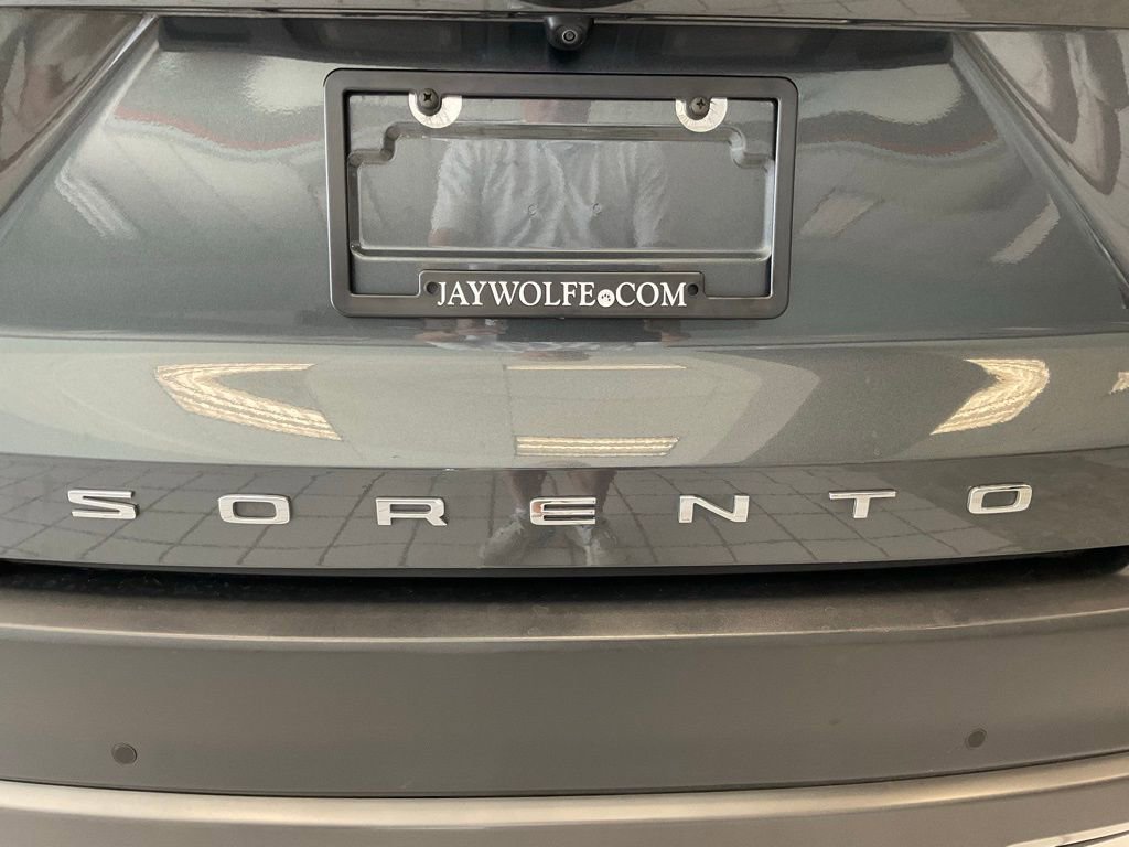 Used 2021 Kia Sorento S image 25