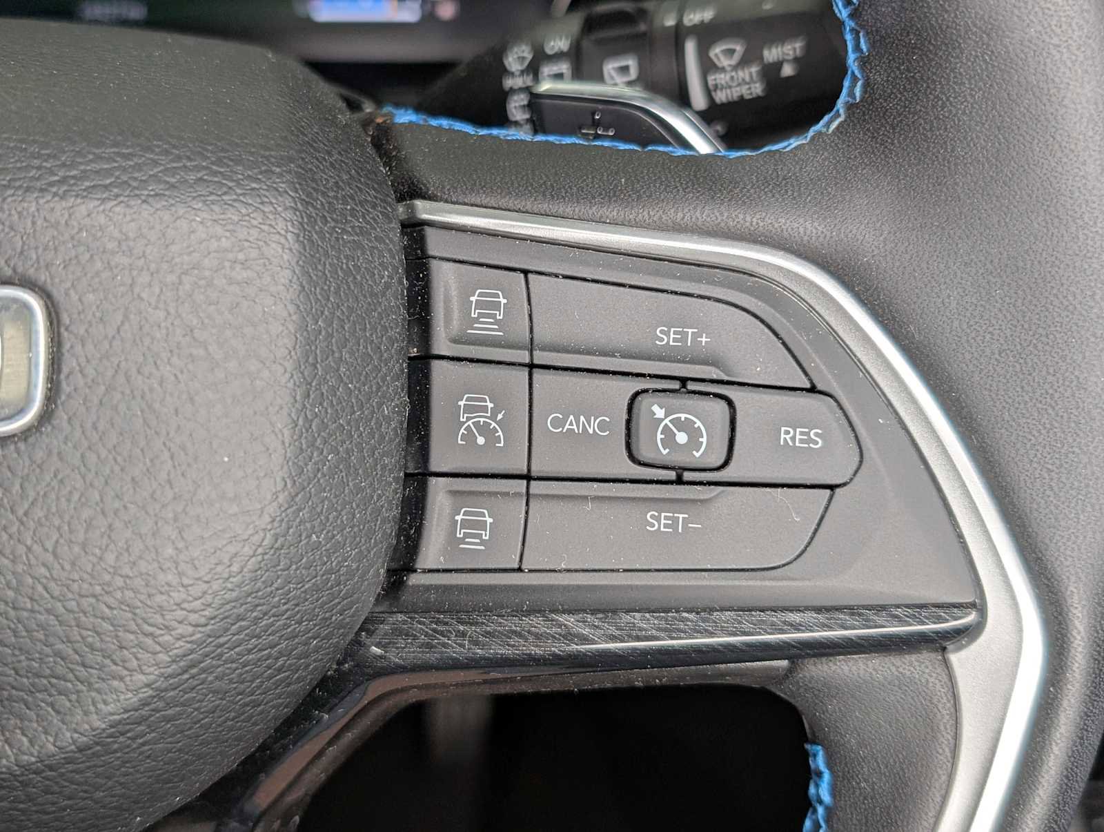 Used 2024 Jeep Grand Cherokee Trailhawk image 39