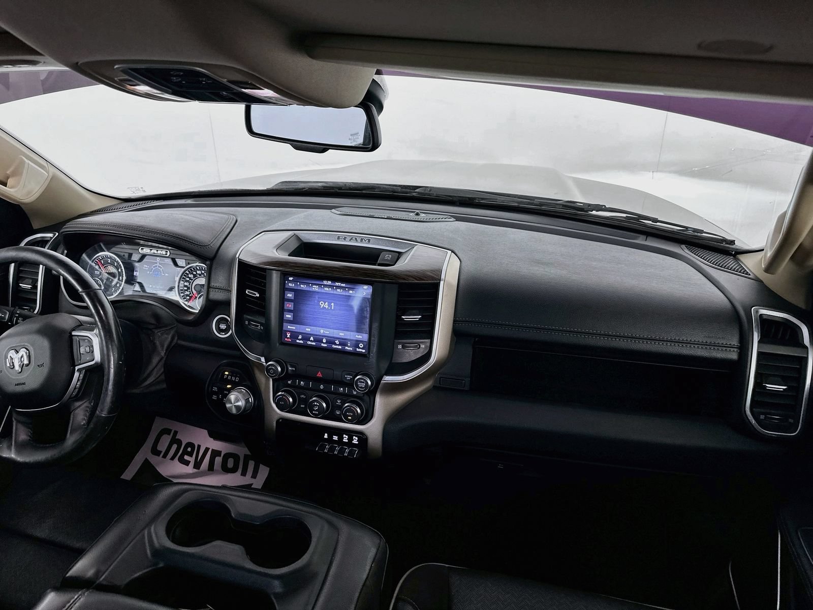 Used 2020 RAM 1500 Laramie AWD/4WD image 22