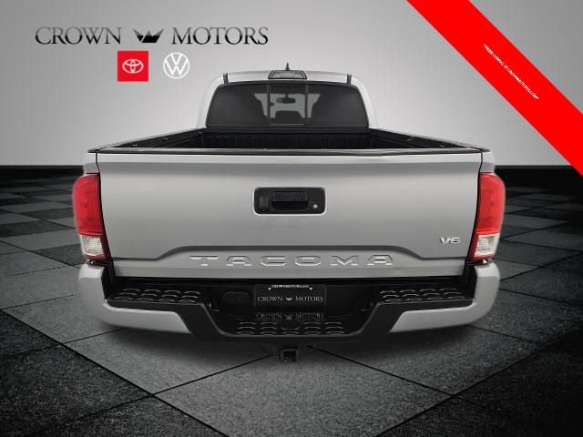 Used 2016 Toyota Tacoma TRD Sport w/ Towing Package AWD/4WD image 5