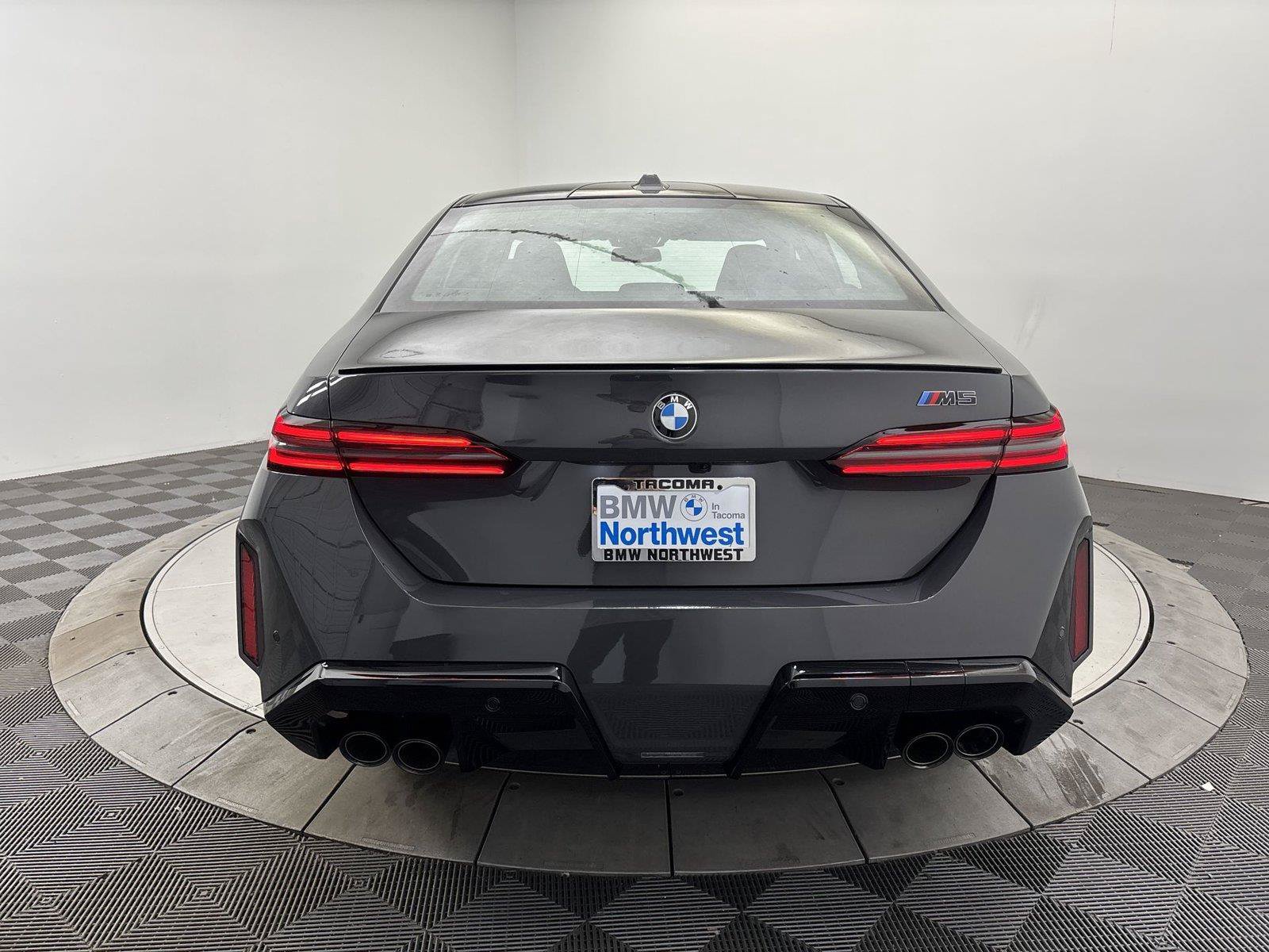 New 2027 BMW M5 w/ Executive Package AWD/4WD image 14