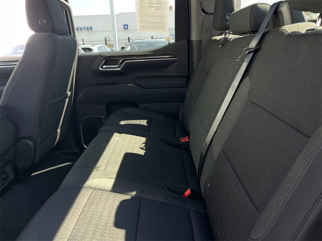 Used 2022 Chevrolet Silverado 1500 LT image 21