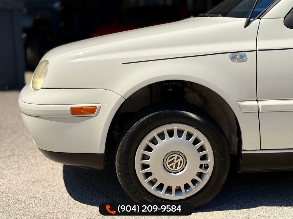 Used 2001 Volkswagen Cabrio GL image 12