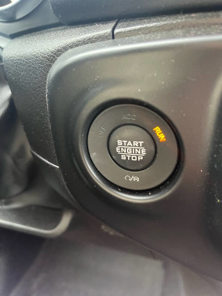 Used 2022 Jeep Gladiator Sport image 31