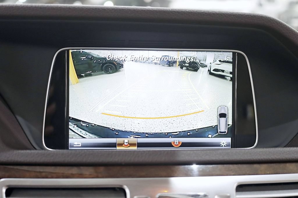 Used 2016 Mercedes-Benz E 350 4MATIC Wagon w/ Premium Package image 18
