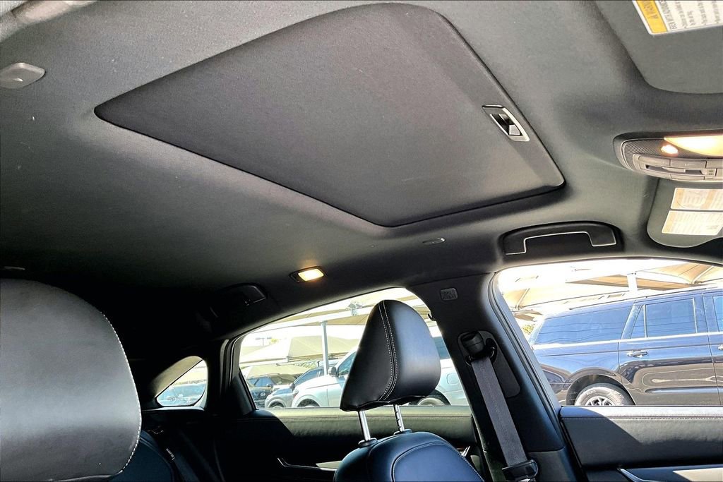 Certified 2025 INFINITI QX55 Essential image 22