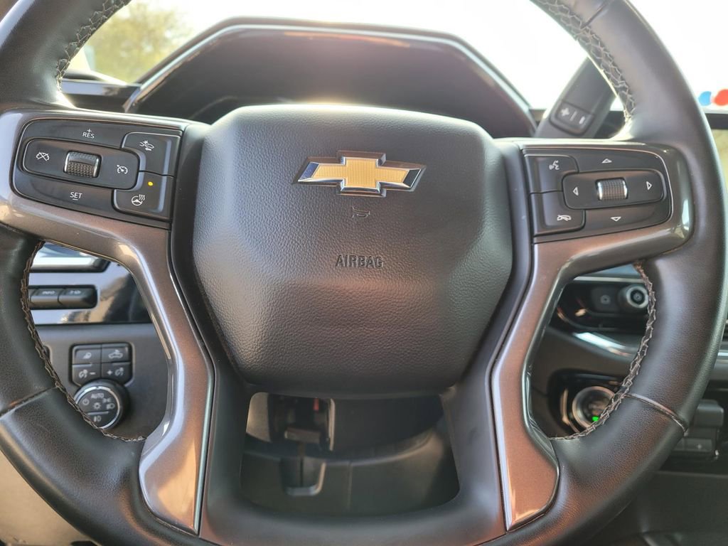 Used 2025 Chevrolet Silverado 2500 High Country w/ High Country Premium Package AWD/4WD image 29