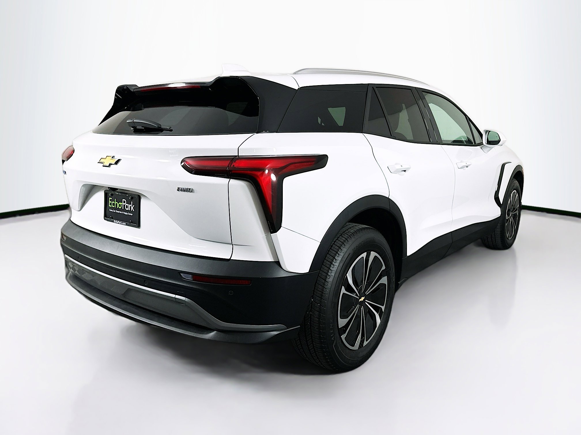 Used 2024 Chevrolet Blazer EV LT AWD/4WD image 9