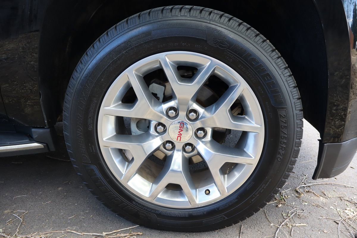 Used 2015 GMC Yukon SLE w/ Convenience Package RWD image 44