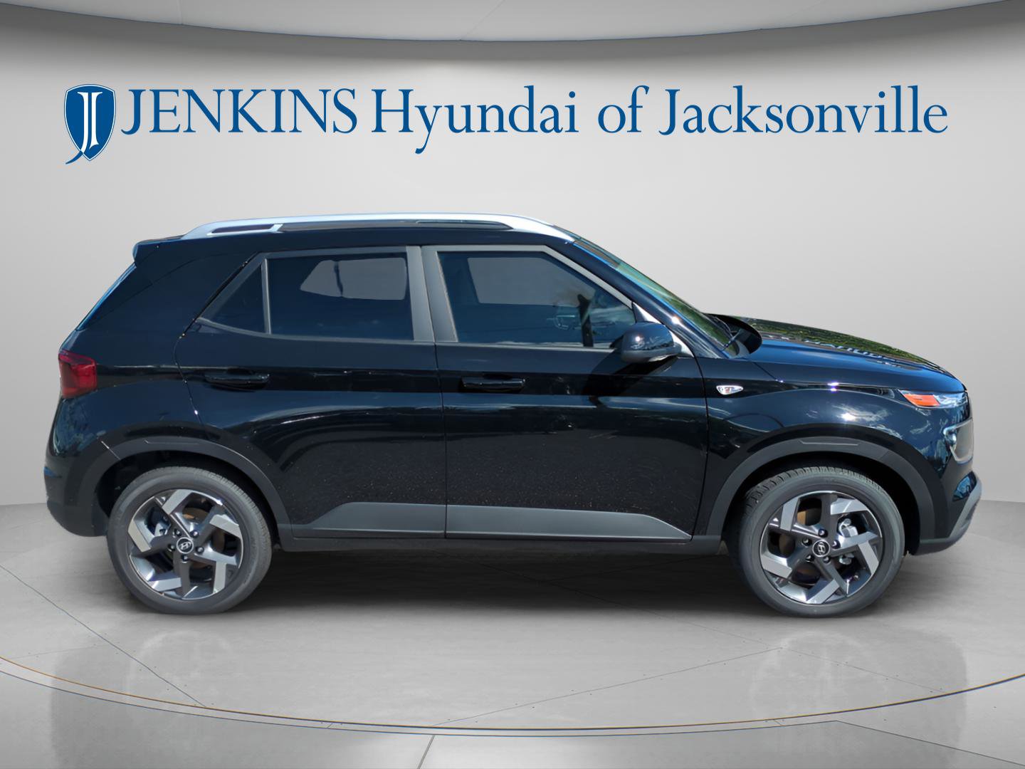 New 2026 Hyundai Venue SEL FWD image 2