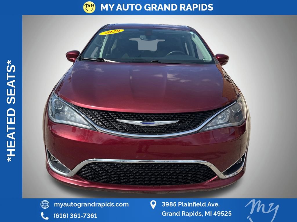 Used 2020 Chrysler Pacifica Touring w/ Cold Weather Group FWD video 2