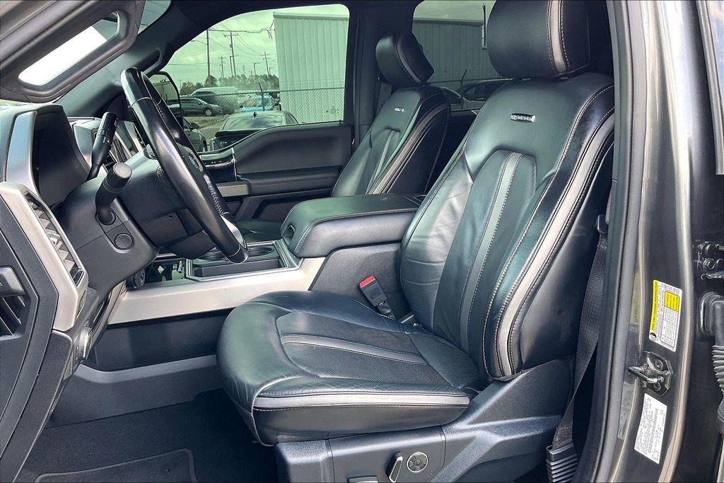 Used 2020 Ford F250 Platinum w/ FX4 Off-Road Package AWD/4WD image 18