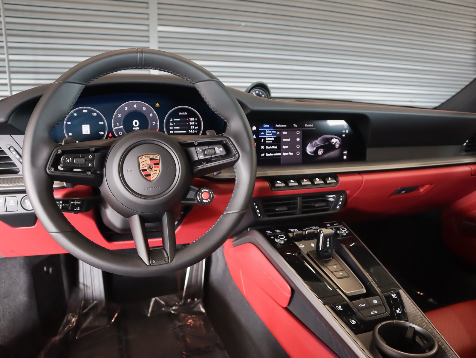 Certified 2025 Porsche 911 Carrera RWD image 14